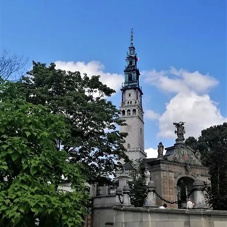 Bialy Kruk Vis-a-vis Jasnej Gory 2a Czestochowa