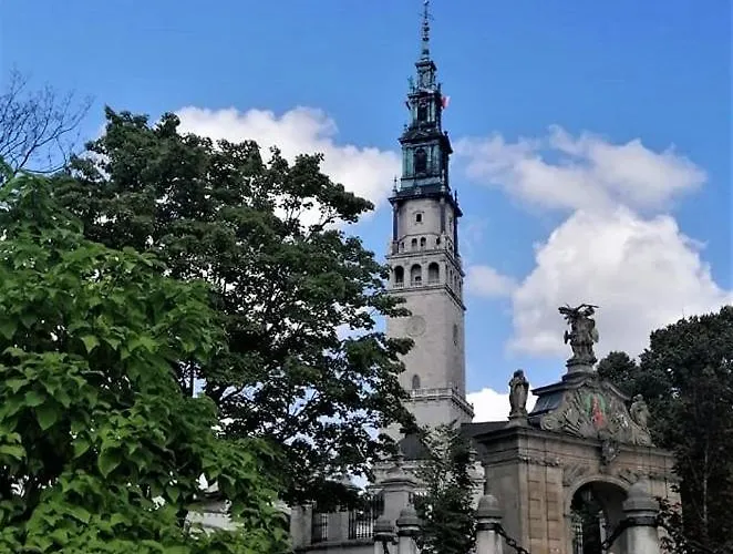 Bialy Kruk Vis-a-vis Jasnej Gory 2a Čenstochová