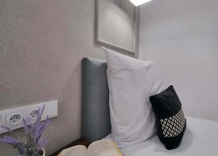 Bialy Kruk Vis-a-vis Jasnej Gory 2a Apartmán